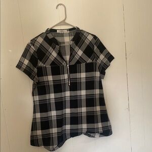 LiamLuna XL Black and White Short Sleeve flannel zipper half Down